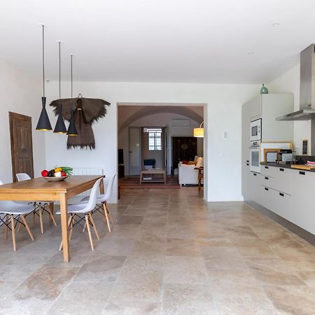 Les Canisses, Magnifique Appartement Avec Terrasse Au Coeur D'Uzès المظهر الخارجي الصورة