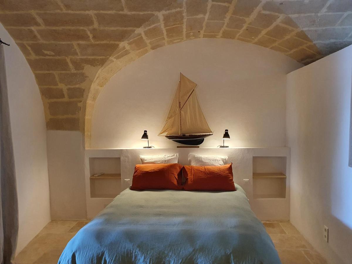 Les Canisses, Magnifique Appartement Avec Terrasse Au Coeur D'Uzès المظهر الخارجي الصورة